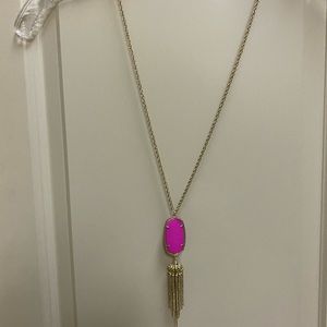 Kendra Scott pendant necklace